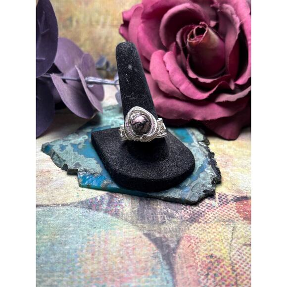 Artisan Rhodonite Ring Size 8 - Picture 3 of 10